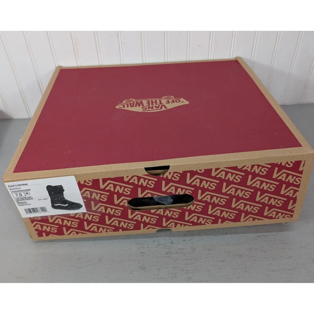 Vans Aura Linerless Snowboard Boots Men's 7 Black/Gum Synthetic VN000BWGB9M